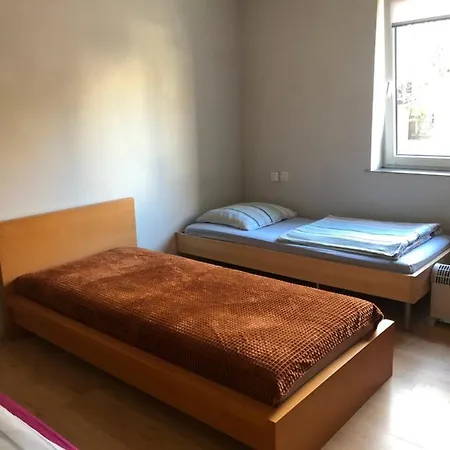 אכסניה Tanie Blisko Lotniska