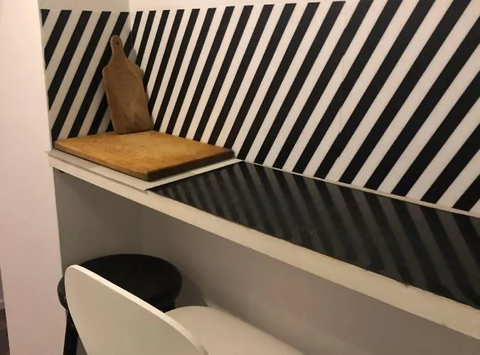 Ostello Tanie Blisko Lotniska