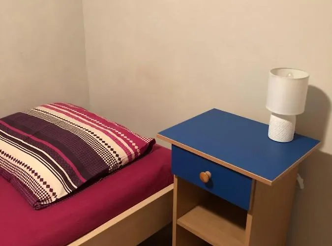 אכסניה Tanie Blisko Lotniska